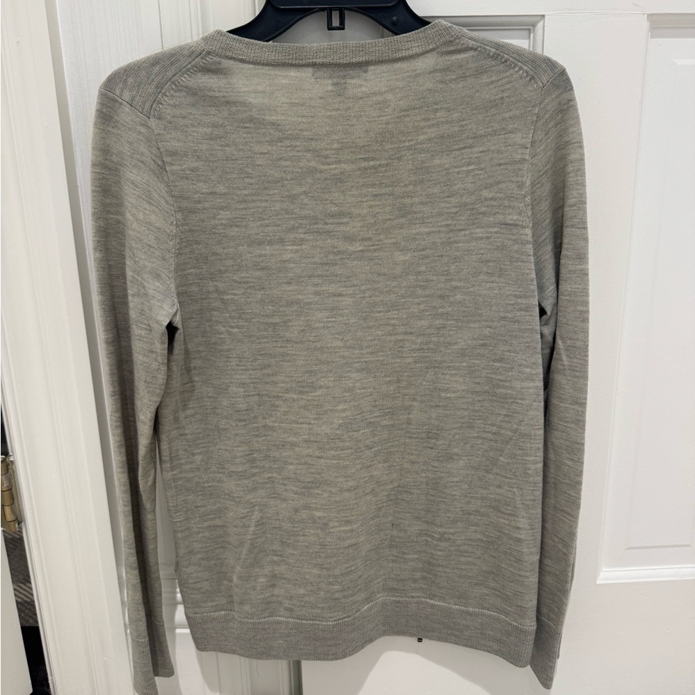 J. crew Women’s Pure Merino Wool Asymmetrical Zipper Sweater Size Medium - Picture 2 of 4